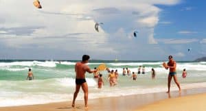3 praias em Florianópolis que não podem faltar no seu roteiro de verão