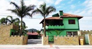 Leia mais sobre o artigo Pousada Residencial Castelo da Ilha – Norte da Ilha (Praia dos Ingleses) – Florianópolis