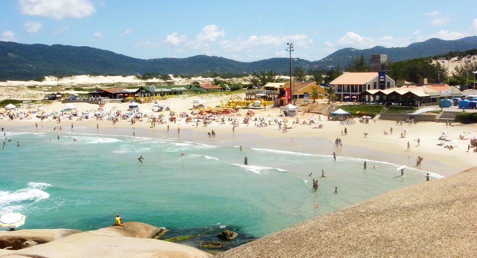 3 praias em Santa Catarina para você curtir antes que o verão acabe