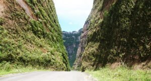 Leia mais sobre o artigo Serra do Corvo Branco: a prima mais radical da Serra do Rio do Rastro!