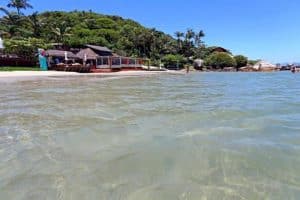 Leia mais sobre o artigo Ilha do Papagaio: refúgio ideal para fugir do agito da cidade