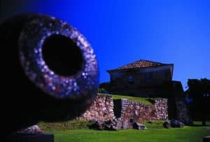 Leia mais sobre o artigo Top 3 melhores Passeios de Barco para fazer em Florianópolis