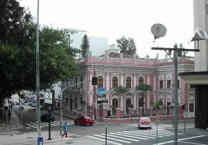 Leia mais sobre o artigo Florianópolis além das praias: veja 3 lugares para visitar na cidade e se encantar