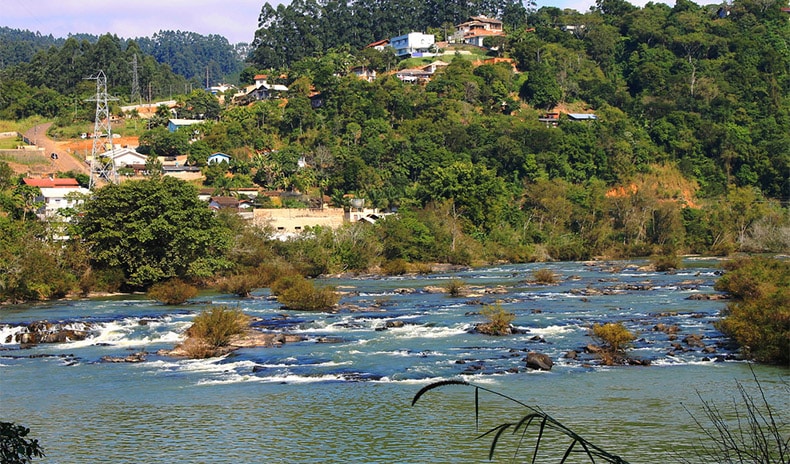 3 Destinos em Santa Catarina ideais para a prática de Rafting